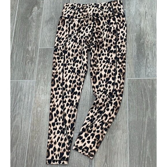 Victoria's Secret Sz 2 Leopard Print Studio Essential Cropped Leggings - Picture 12 of 15